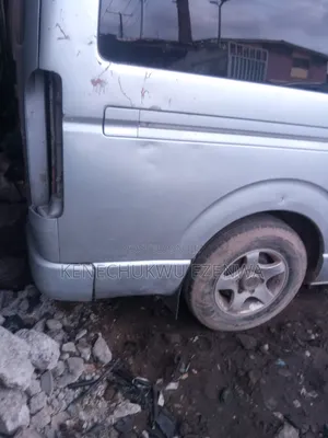 Toyota HiAce 2012 Silver