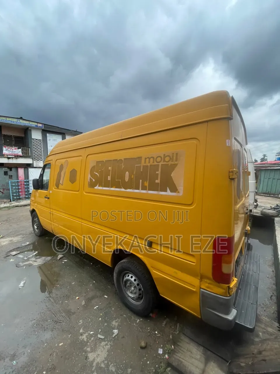 Volkswagen LT 2005 Yellow