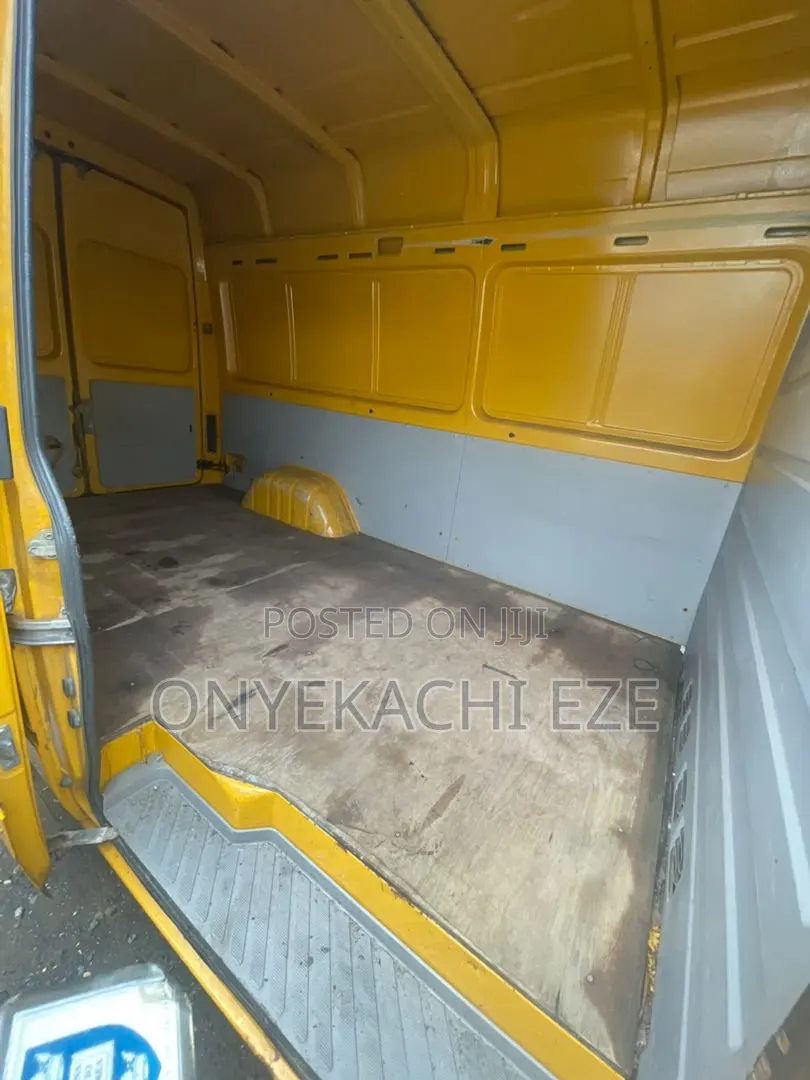 Volkswagen LT 2005 Yellow