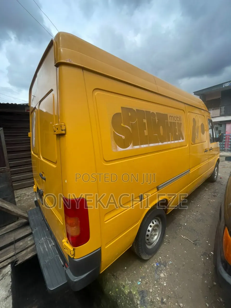 Volkswagen LT 2005 Yellow