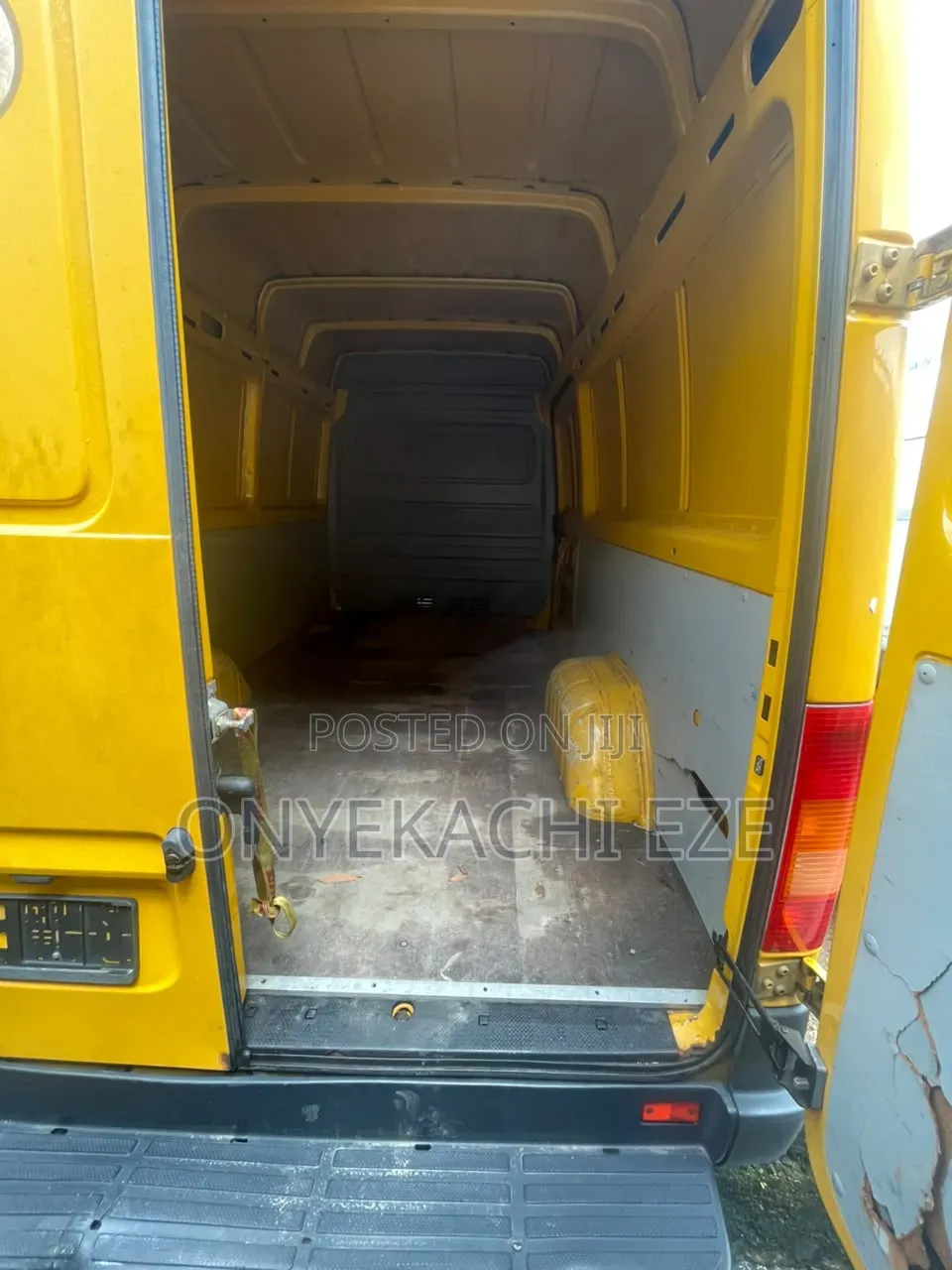 Volkswagen LT 2005 Yellow