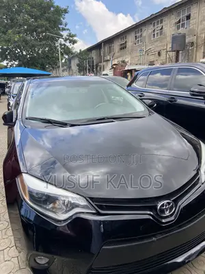 Toyota Corolla 2015 Black