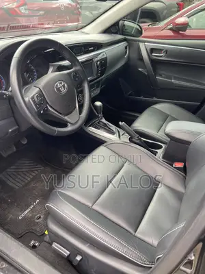 Toyota Corolla 2015 Black