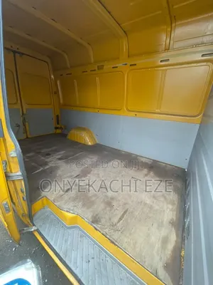 Volkswagen LT 2005 Yellow