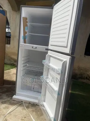 Skyrun 195L Double Door Refrigerator – Keep It Cool Fresh