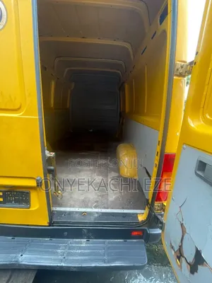 Volkswagen LT 2005 Yellow