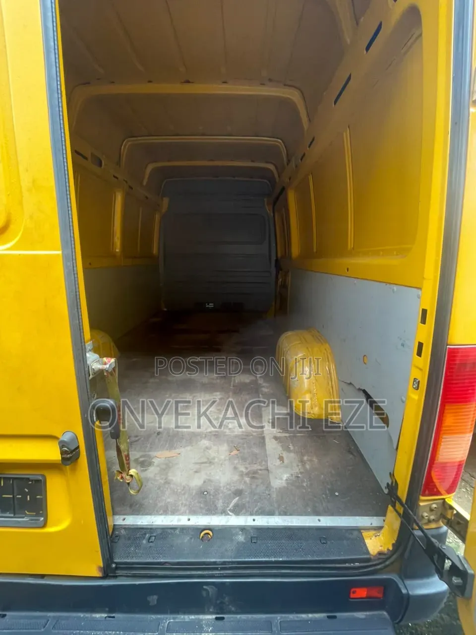 Volkswagen LT 2005 Yellow