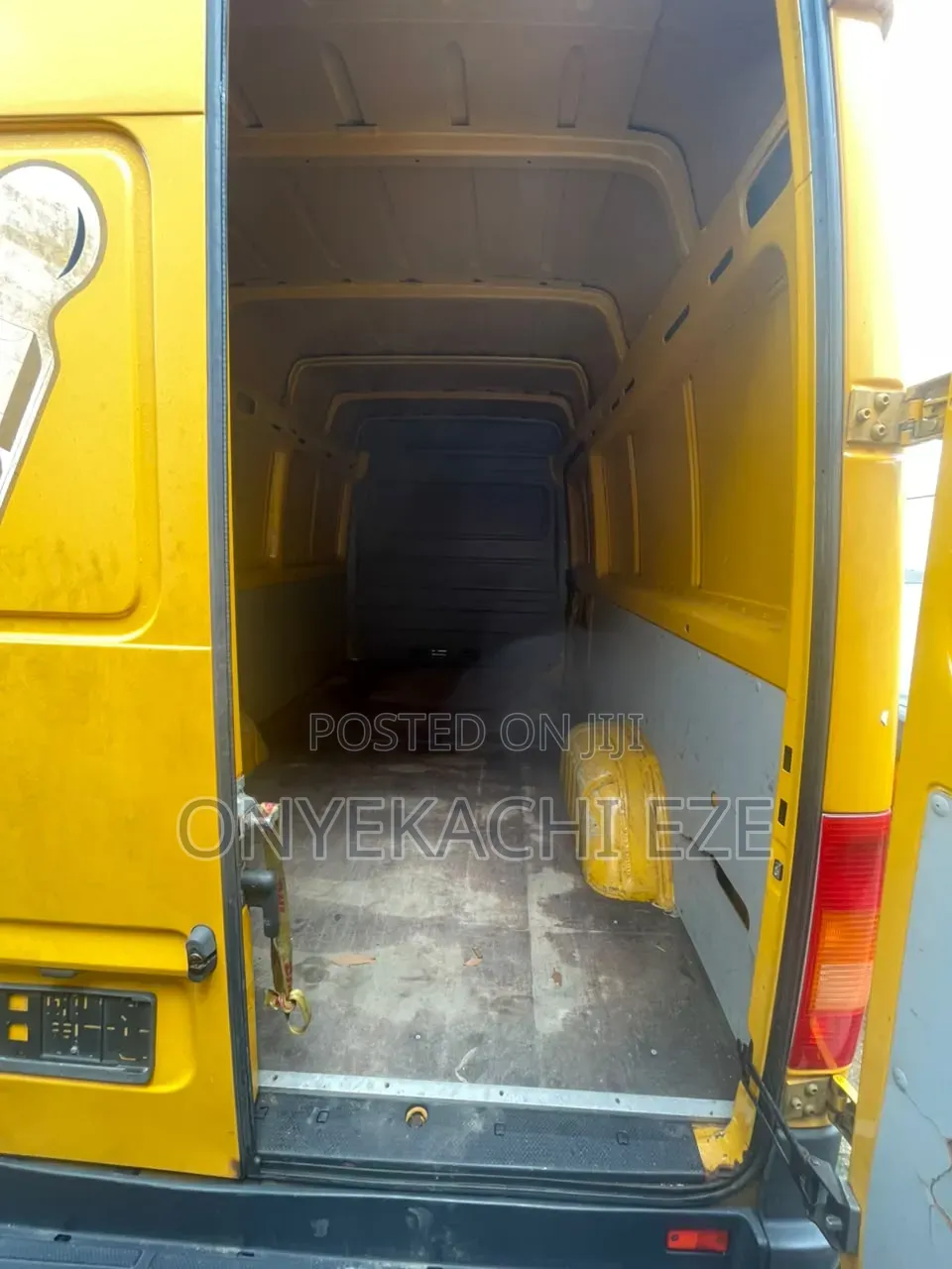 Volkswagen LT 2005 Yellow
