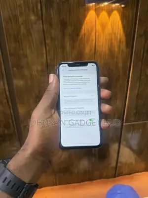 Apple iPhone 11 64 GB Black