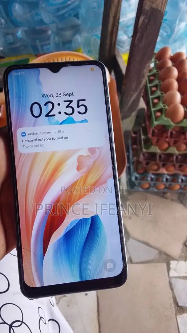 Oppo A18 128 GB Blue