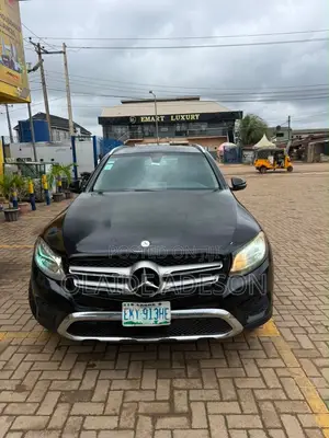 Mercedes-Benz GLC-Class 2016 Black