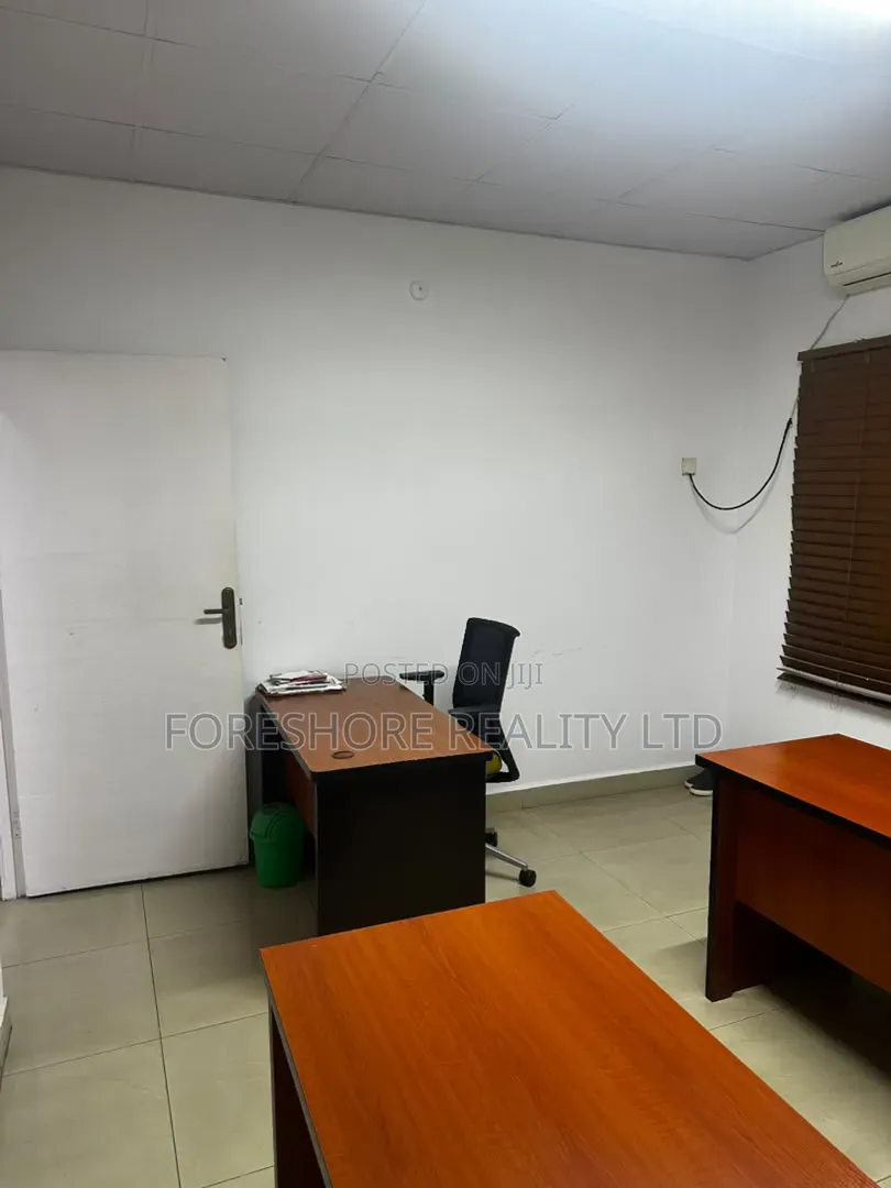 2 Rooms Office Space at Gra Ikeja Off Joel Ogunnaike Gra Ikeja 
N5m