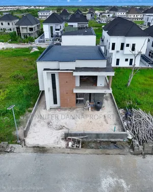 4bdrm Duplex in Awoyaya for sale