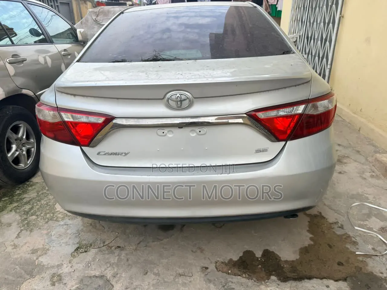 Toyota Camry 2015 Silver