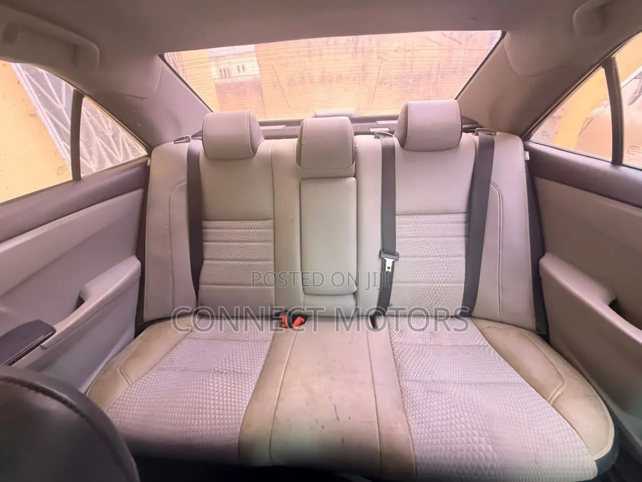 Toyota Camry 2015 Silver