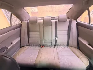 Toyota Camry 2015 Silver