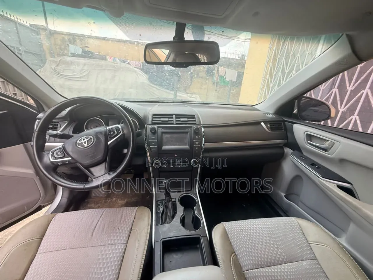Toyota Camry 2015 Silver