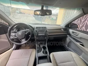 Toyota Camry 2015 Silver