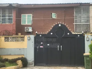 3bdrm Duplex in Alimosho for sale