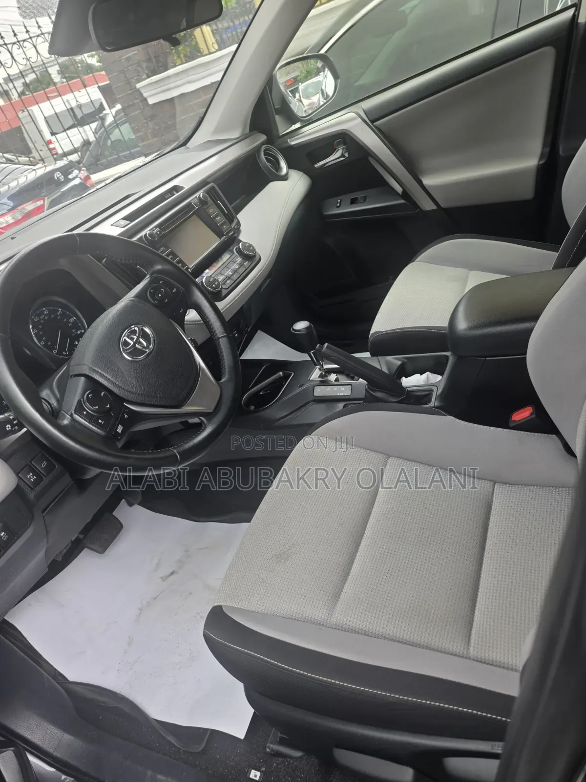 Toyota RAV4 2016 Gray