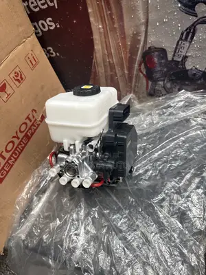 Toyota 4Runner 2014–2017 ABS Brake Pump Module