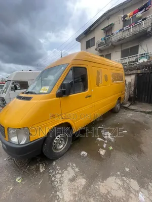 Volkswagen LT 2005 Yellow