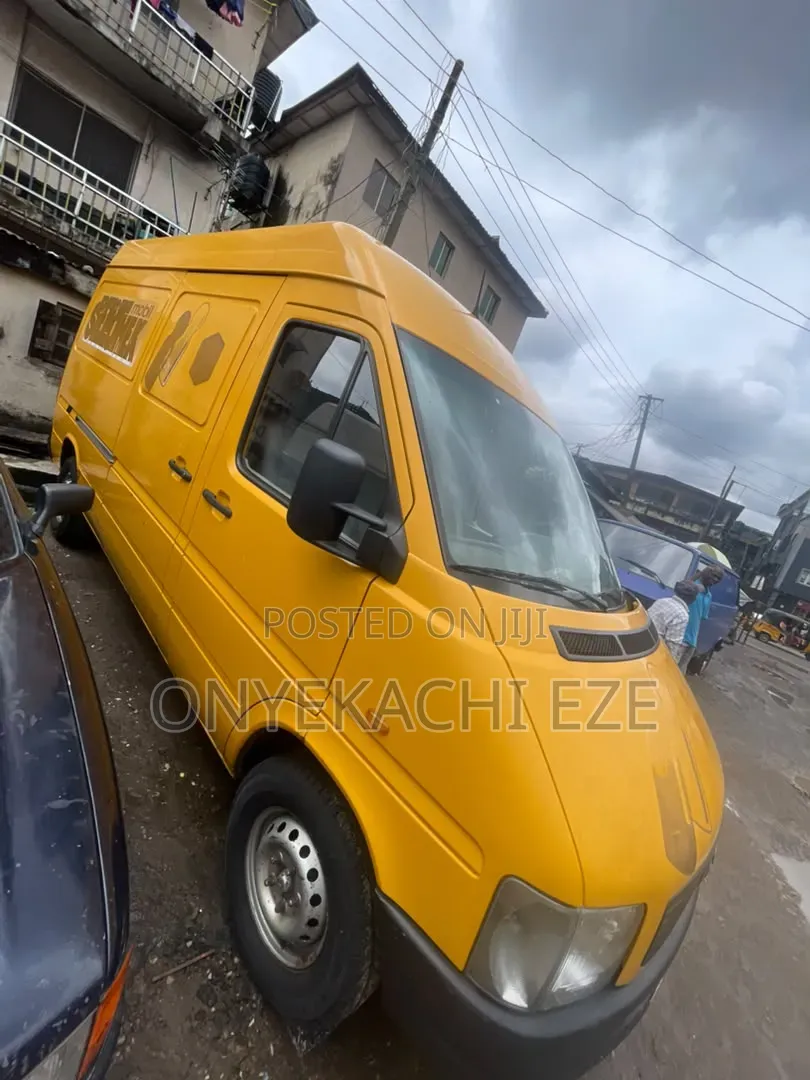 Volkswagen LT 2005 Yellow