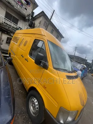 Volkswagen LT 2005 Yellow