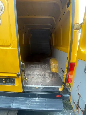 Volkswagen LT 2005 Yellow