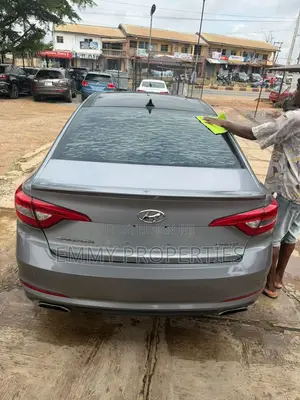 Hyundai Sonata Limited Sedan FWD (2.4L 4cyl 6A) 2016 Gray