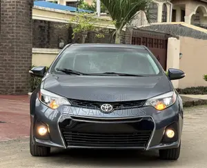 Toyota Corolla 2014 Green
