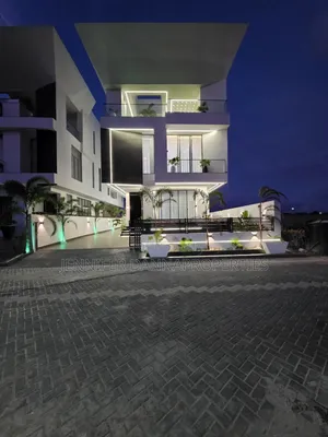 5bdrm Duplex in Osapa london for sale