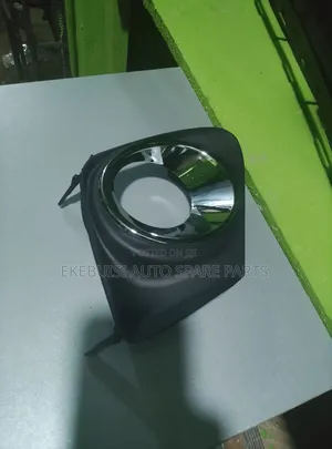 Fog Light Chrome Corolla 2010