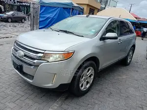 Ford Edge 2012 Silver