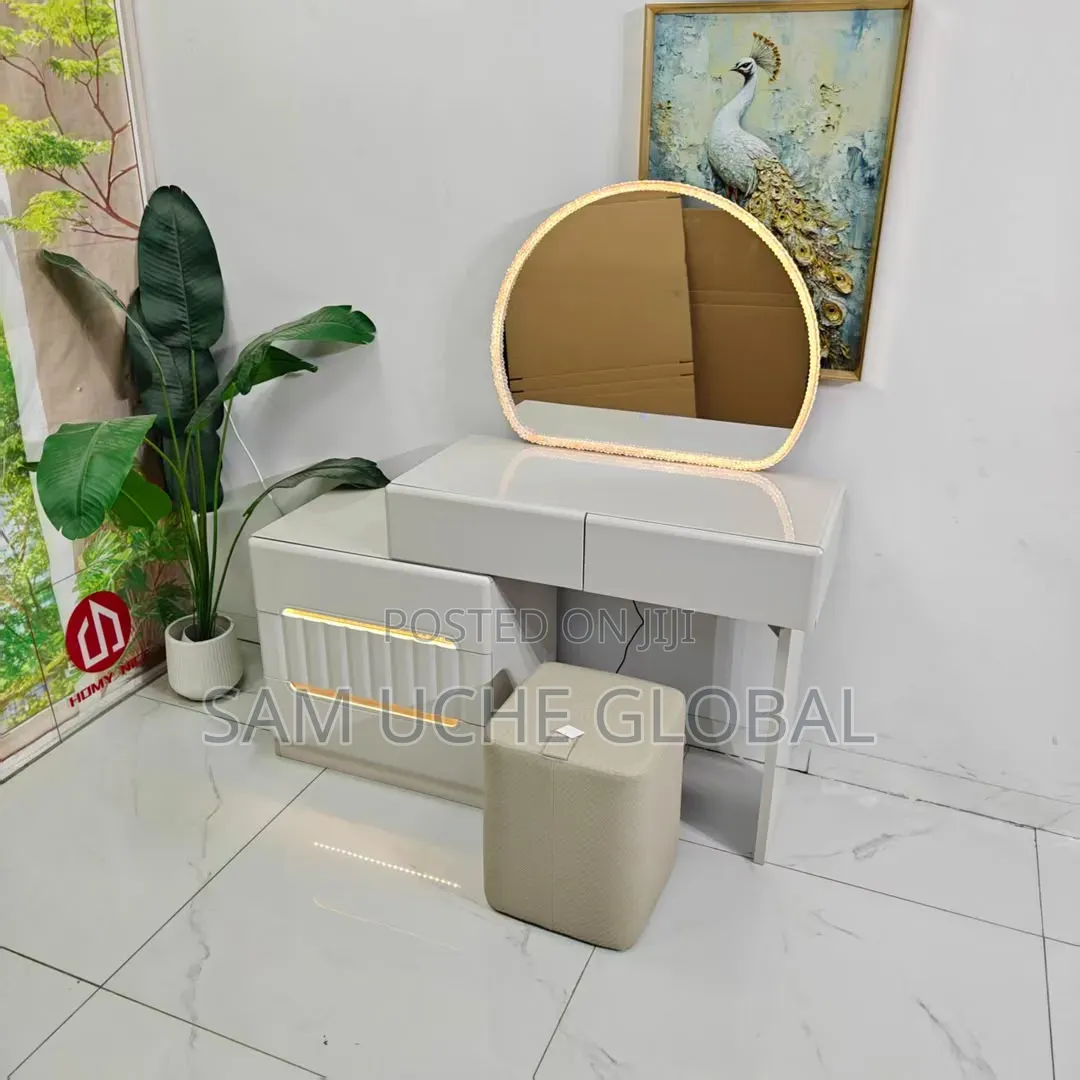 Dresses Mirror/ Coso
