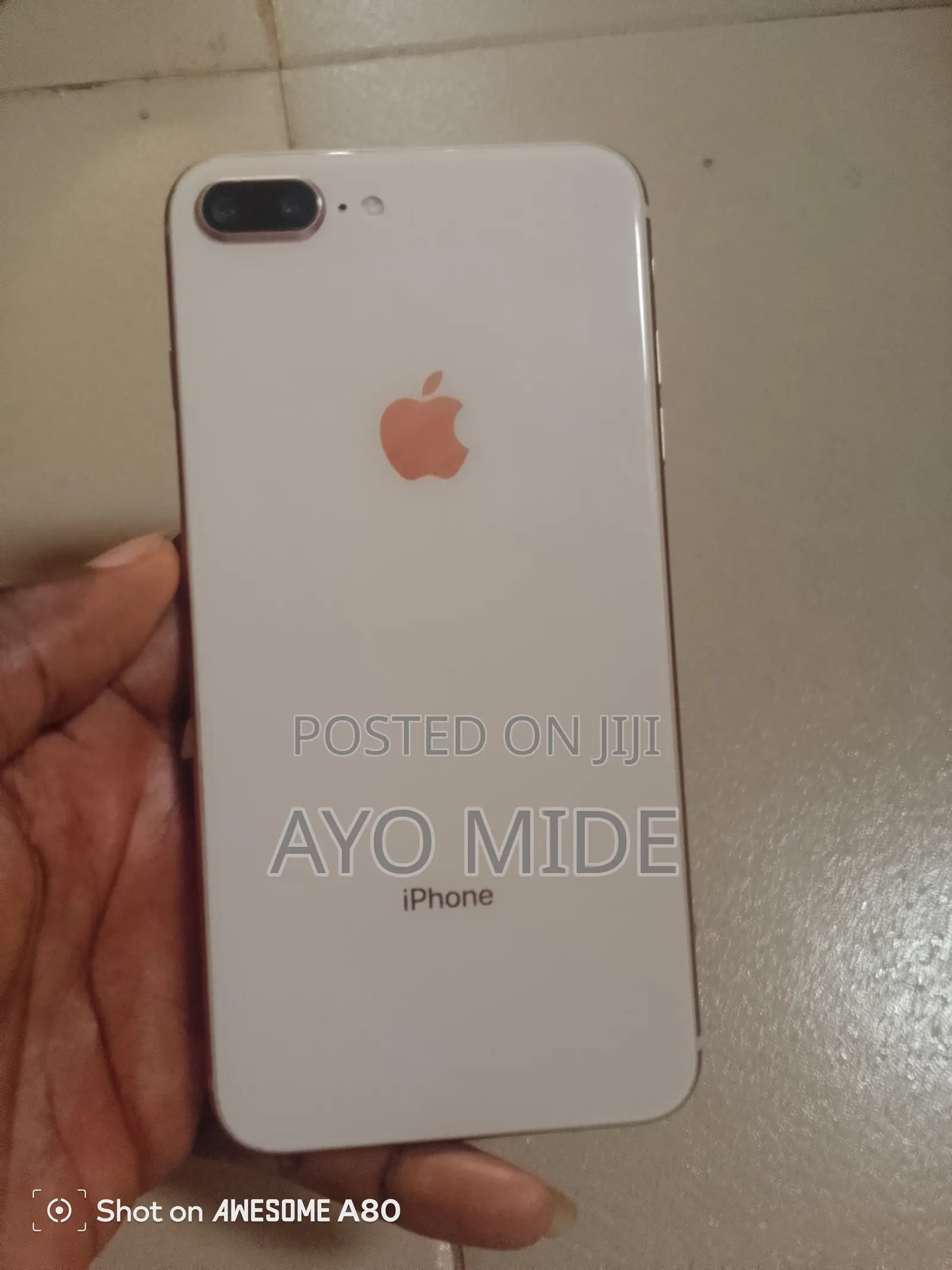 Apple iPhone 8 Plus 64 GB Gold