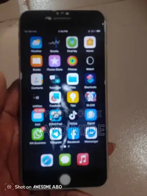 Apple iPhone 8 Plus 64 GB Gold