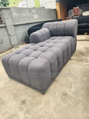 Luxury L-Shaped Sitting Room Sofa Couch.