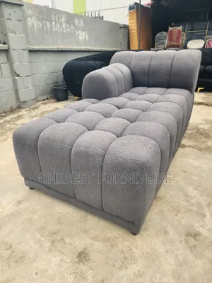 Luxury L-Shaped Sitting Room Sofa Couch.