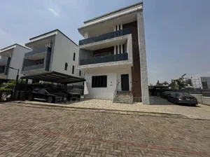 5bdrm Duplex in Wuye for sale