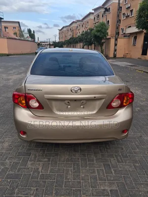 Toyota Corolla 2008 Gold
