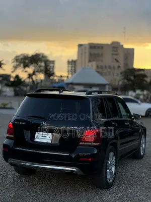 Mercedes-Benz GLK-Class 350 SUV 2013 Black