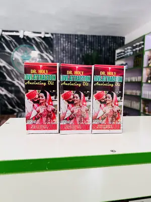 Boxed Oils Attraction and Breakthrough