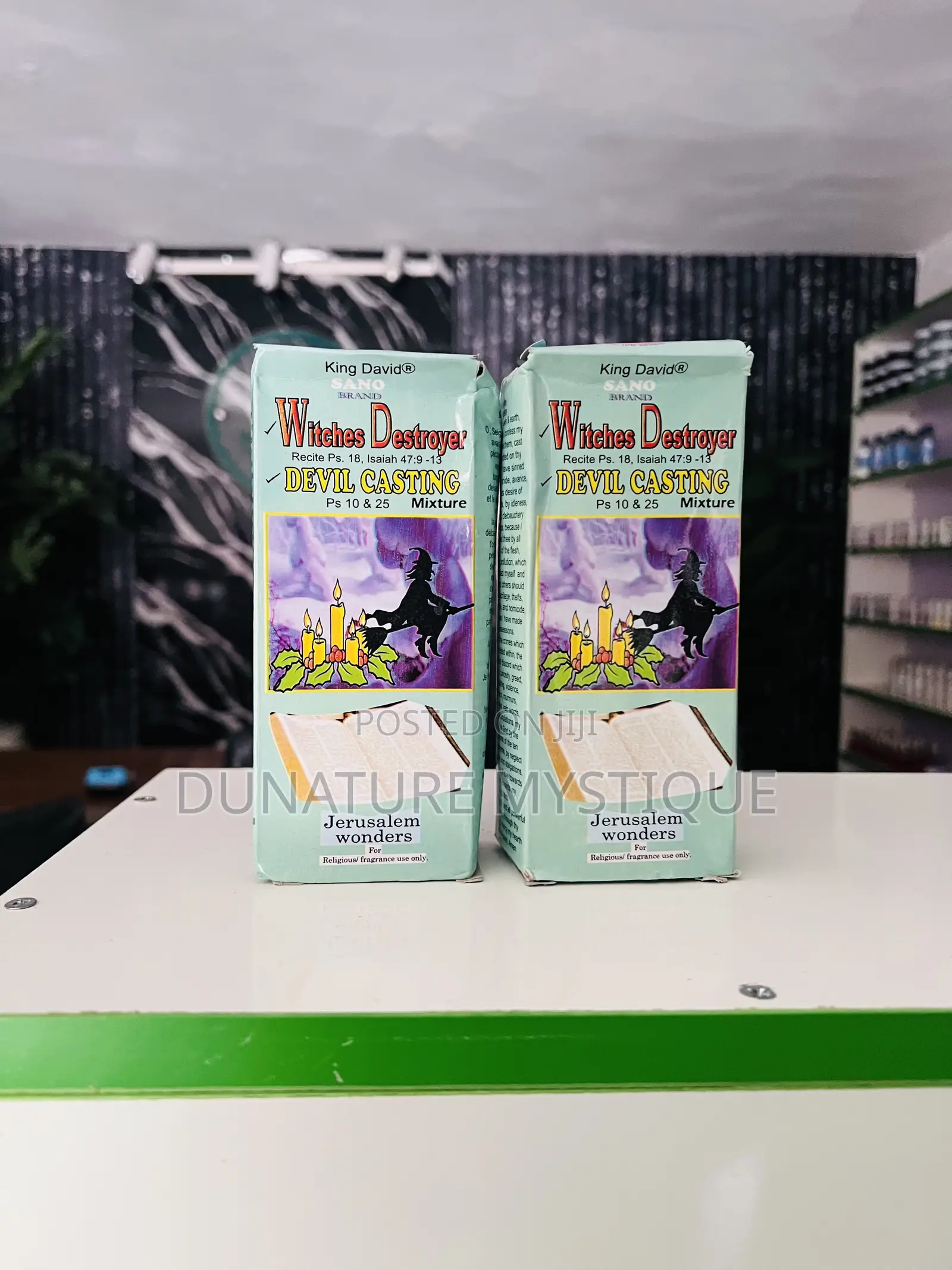 Boxed Oils Attraction and Breakthrough