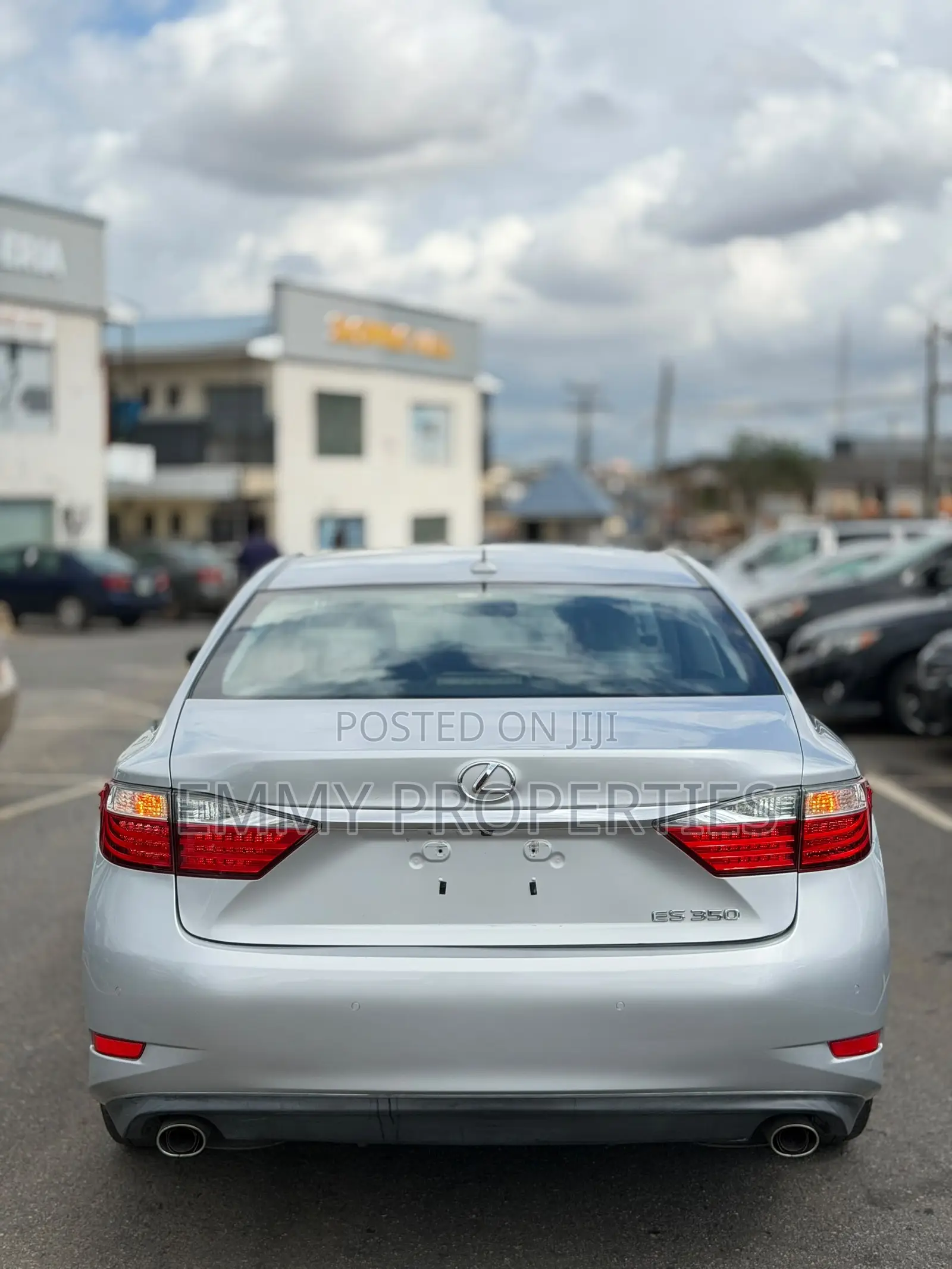 Lexus ES 2015 Silver