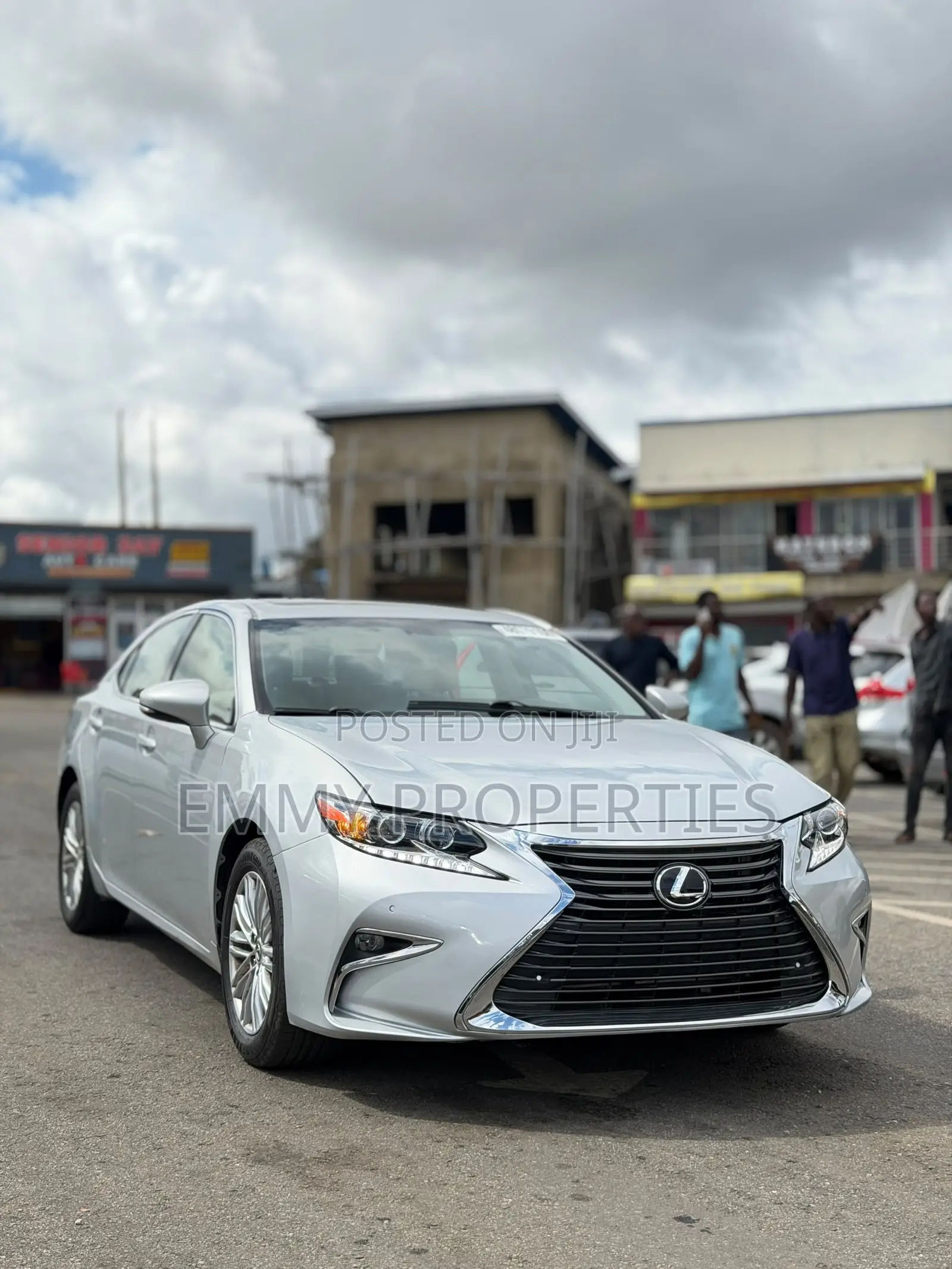 Lexus ES 2015 Silver