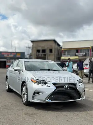Lexus ES 2015 Silver