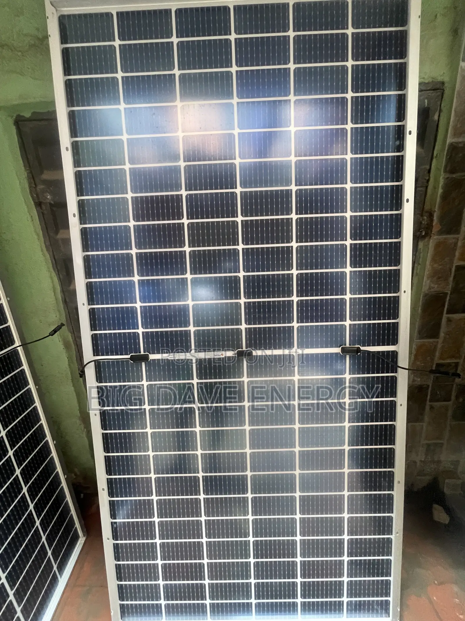 590w Bifacial Solar Panel