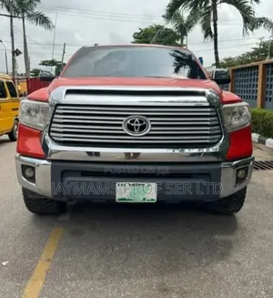 Toyota Tundra SR 4.6L V8 4x2 Double Cab 6.6 ft. box 145.7 in. WB 2018