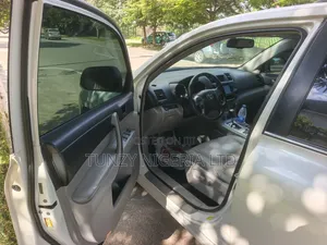 Toyota Highlander 2013 White